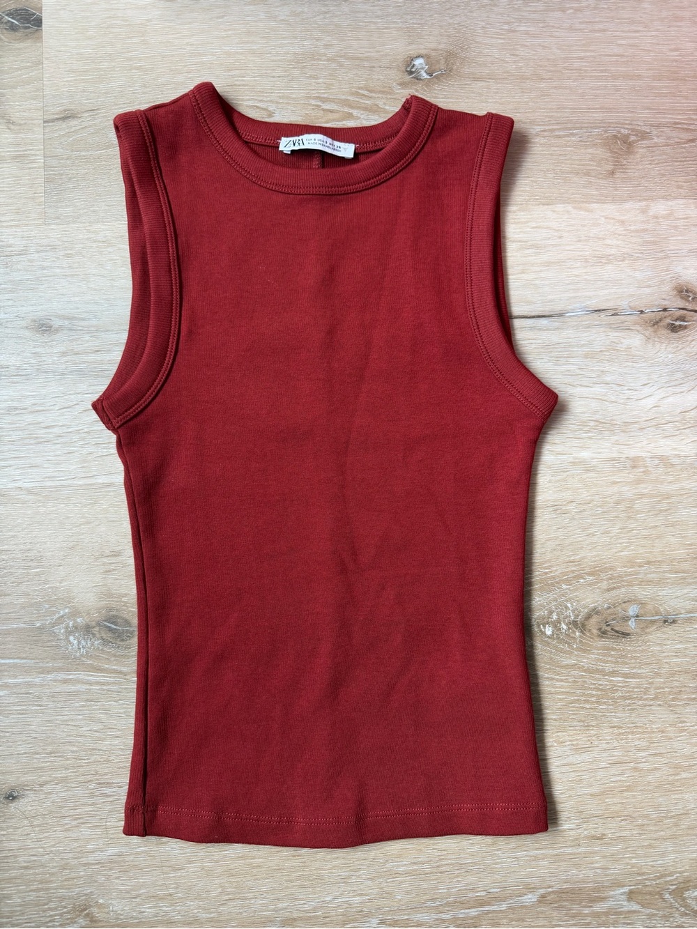 Zara - Burgundy Sleeveless Fitted Tank Top